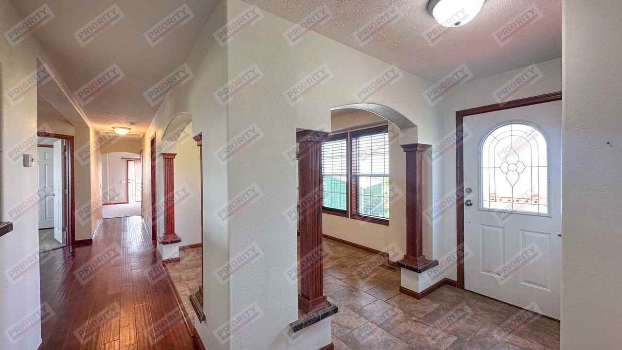 53 Bald Mountain Rd - Photo 3 of 35