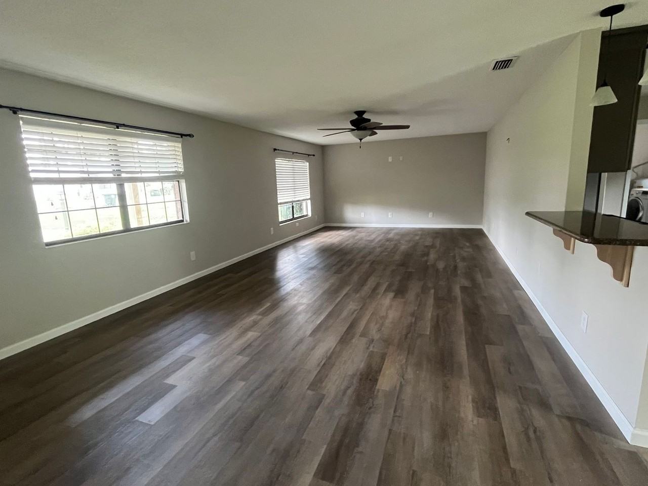 1807 Cottage Ave Sw - Photo 2 of 19