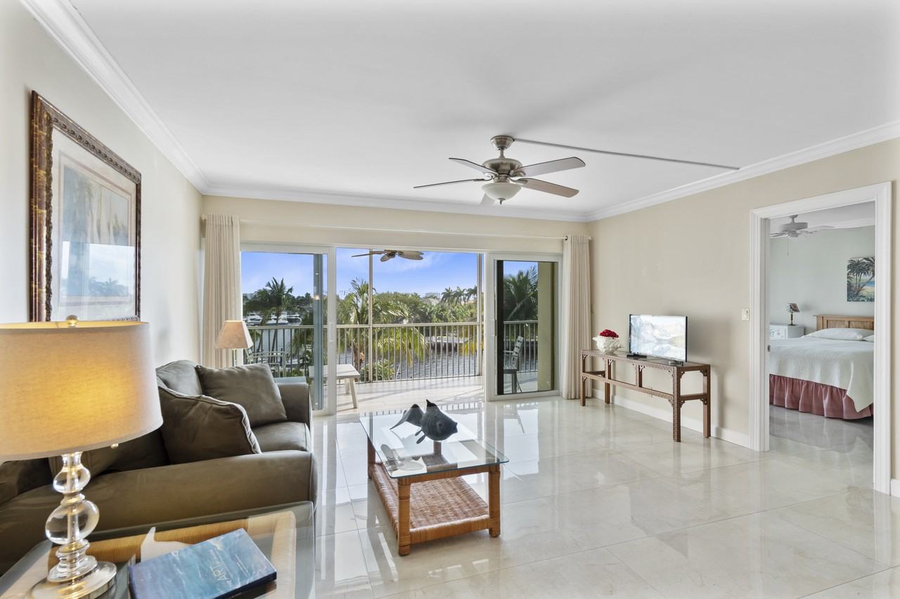 400 North Federal Highway #0400 - Photo 6 of 36