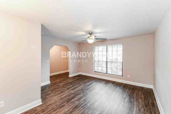 1801 Alder Dr - Photo 3 of 20