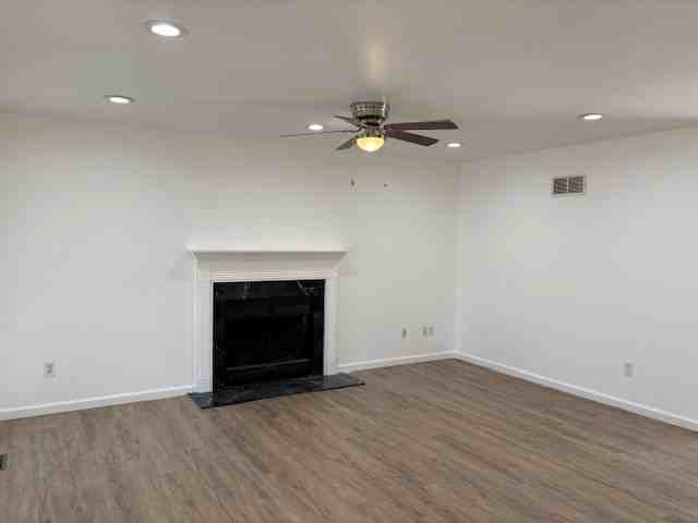 15472 Jost Main St - Photo 2 of 18