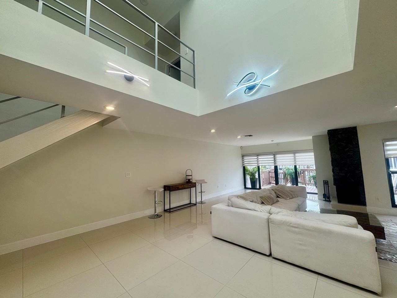 1127 Boca Cove Ln #1 - Photo 2 of 15