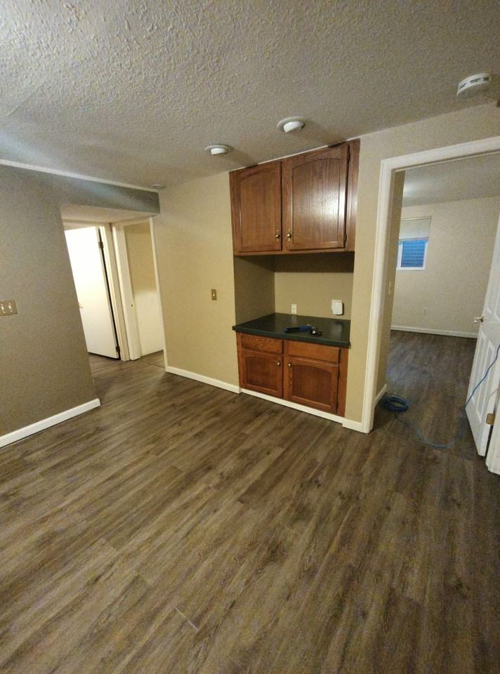 1942 Dover St - Photo 2 of 10