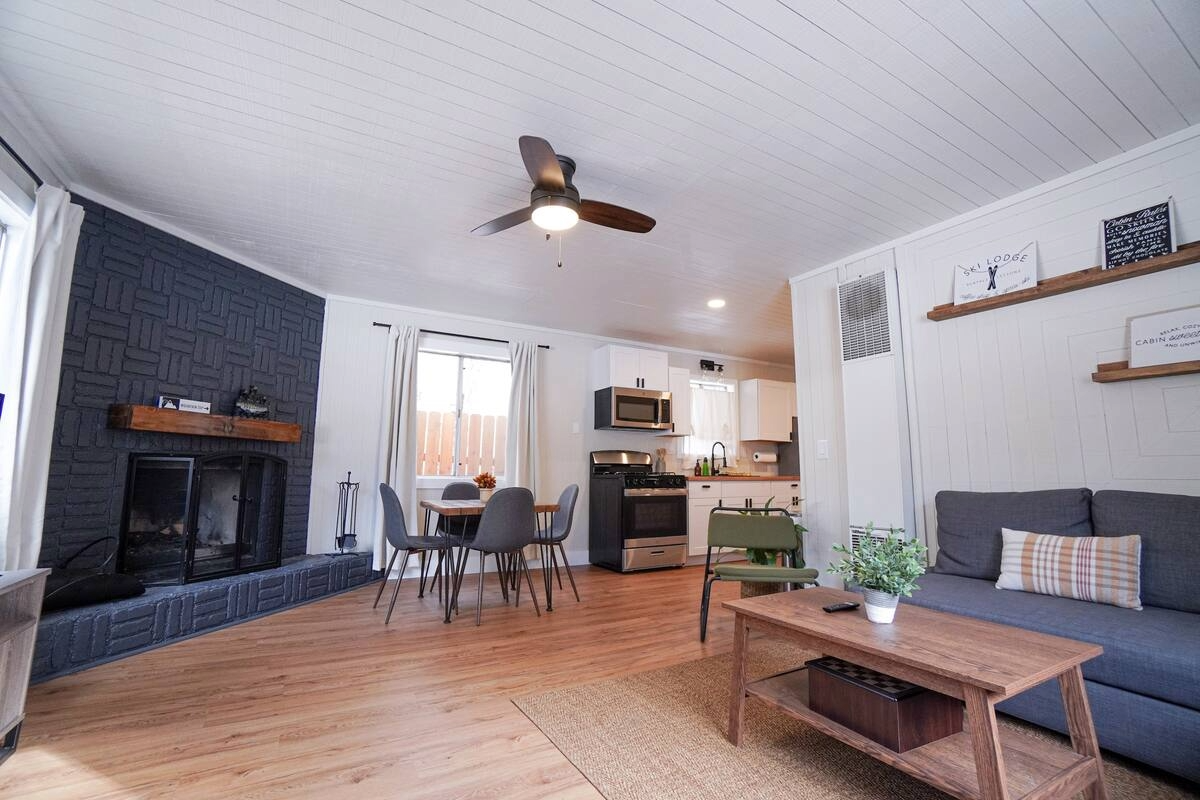 405 Holmes Ln #NA - Photo 6 of 12