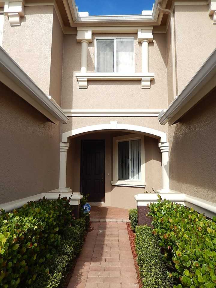 17533 Laurel Grove Ct #NONE - Photo 2 of 13