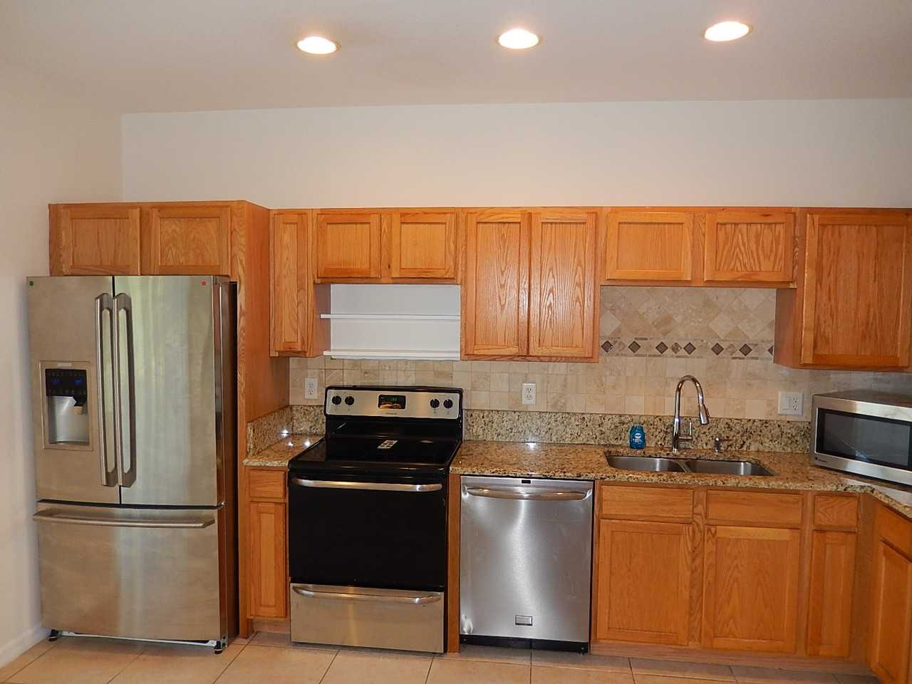 17533 Laurel Grove Ct #NONE - Photo 3 of 13