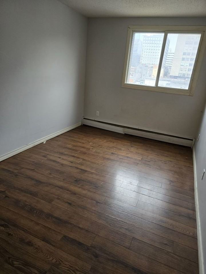 2116 Rose St - Photo 2 of 6