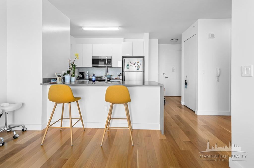 West 57th Street #2407 - Photo 5 of 17