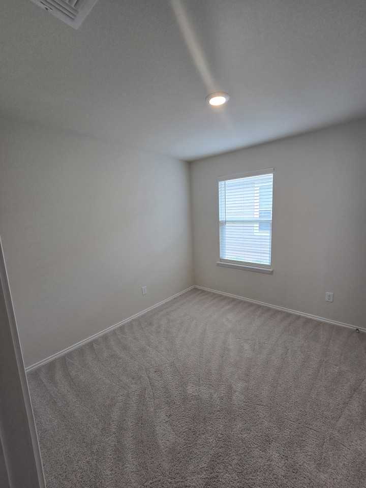 581 Creekside Way #3-2 - Photo 7 of 14