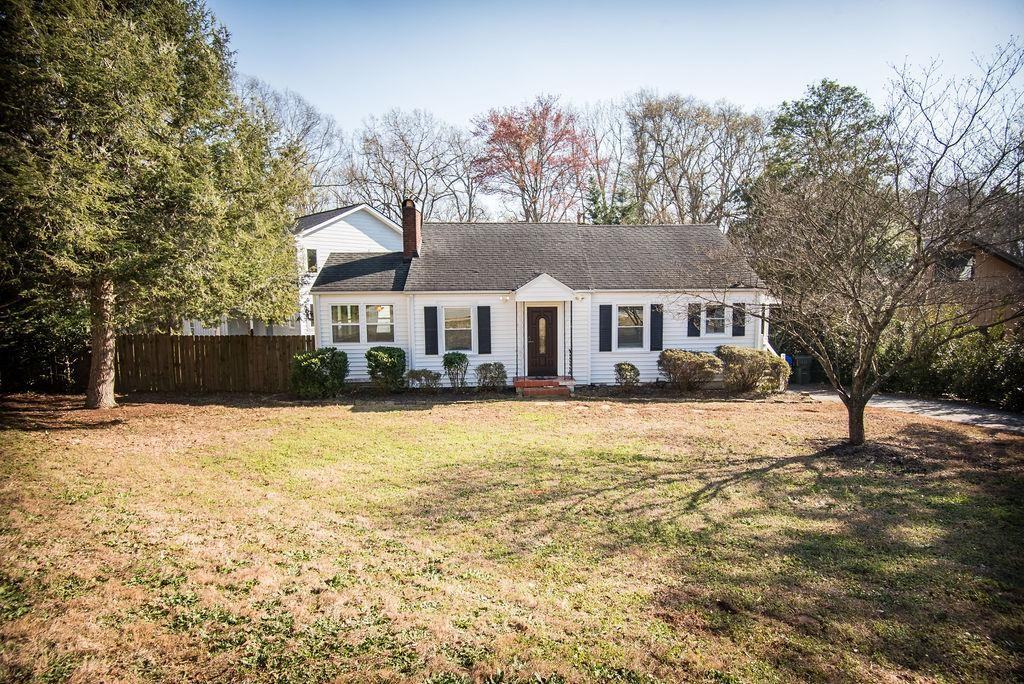 300 Long Hill Street - Photo 2 of 11