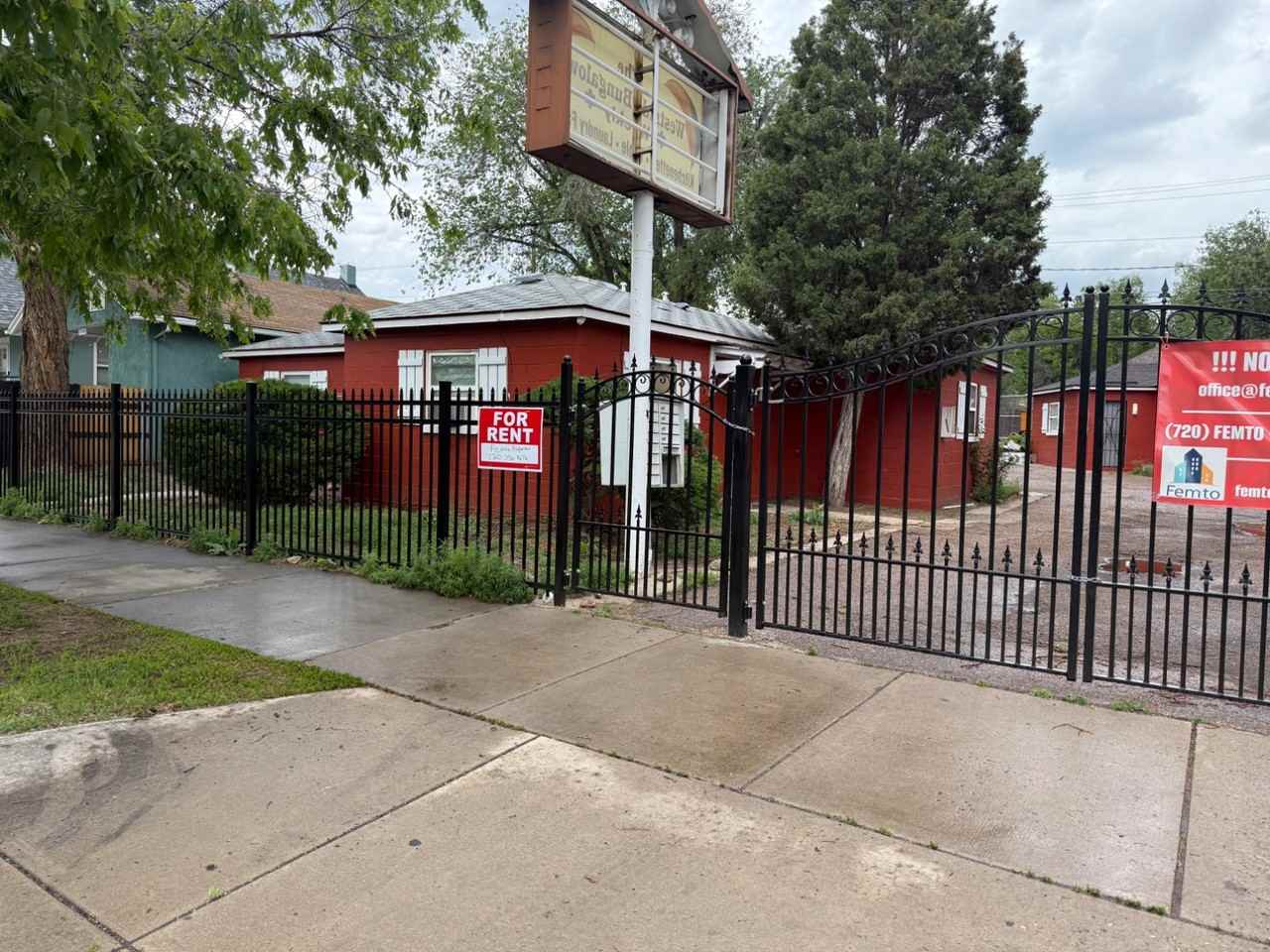 Westside Bugalows - Photo 3 of 3