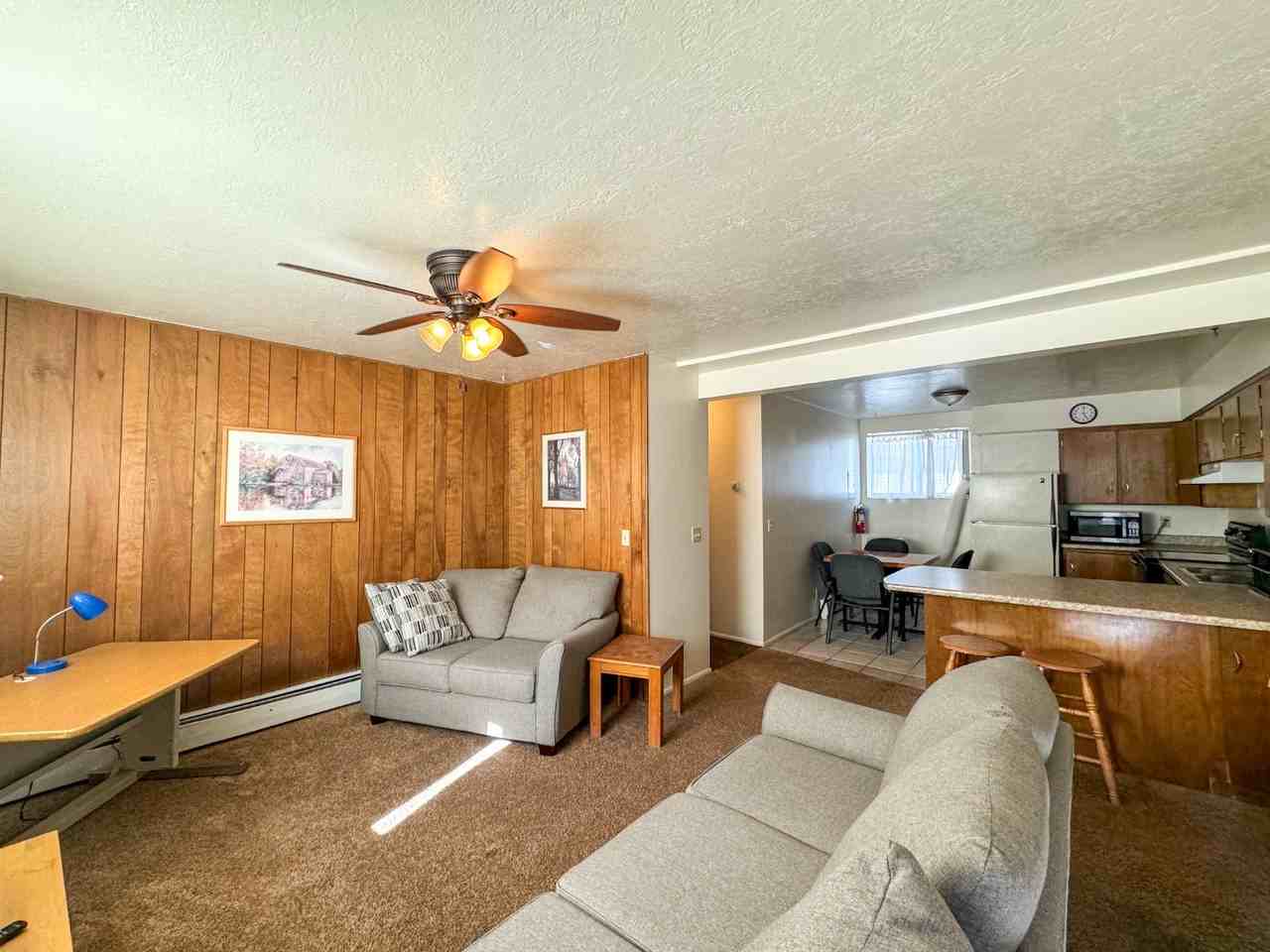 558 Canyon Rd - Photo 2 of 36