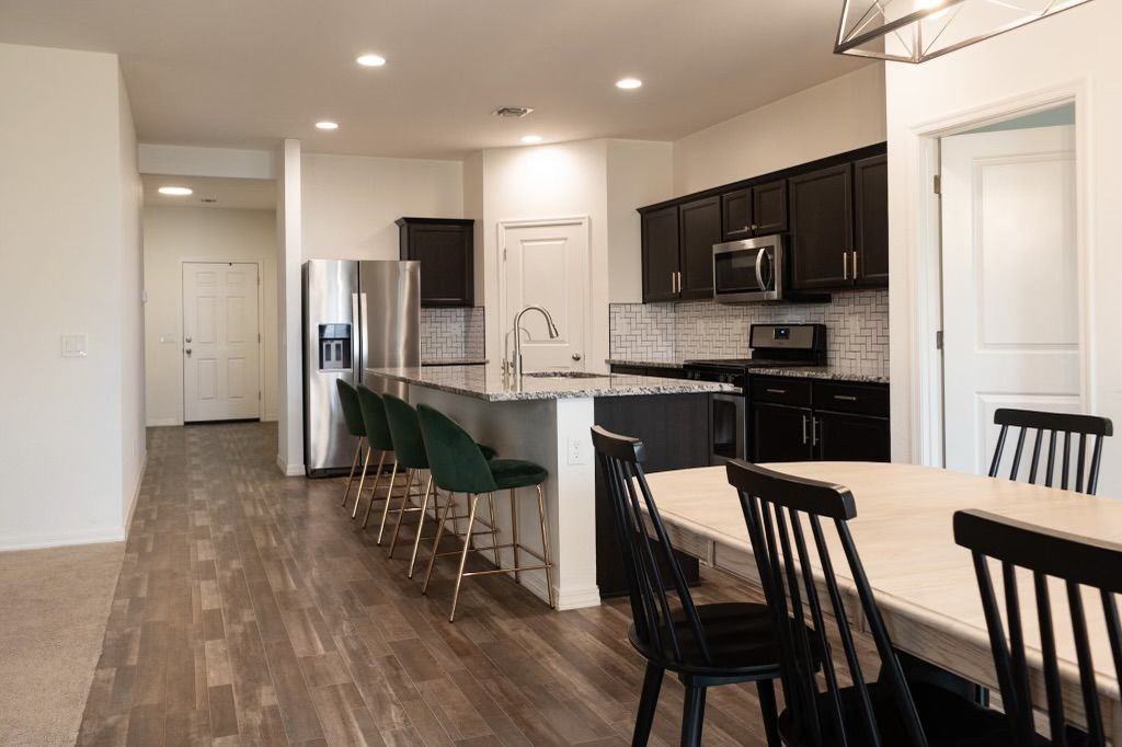 4590 W Foldwing Dr - Photo 3 of 30