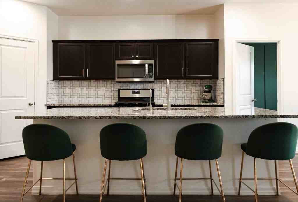 4590 W Foldwing Dr - Photo 5 of 30