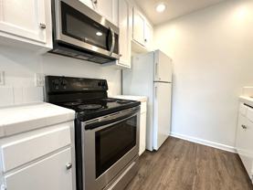 210 Quintard St - Photo 1 of 1