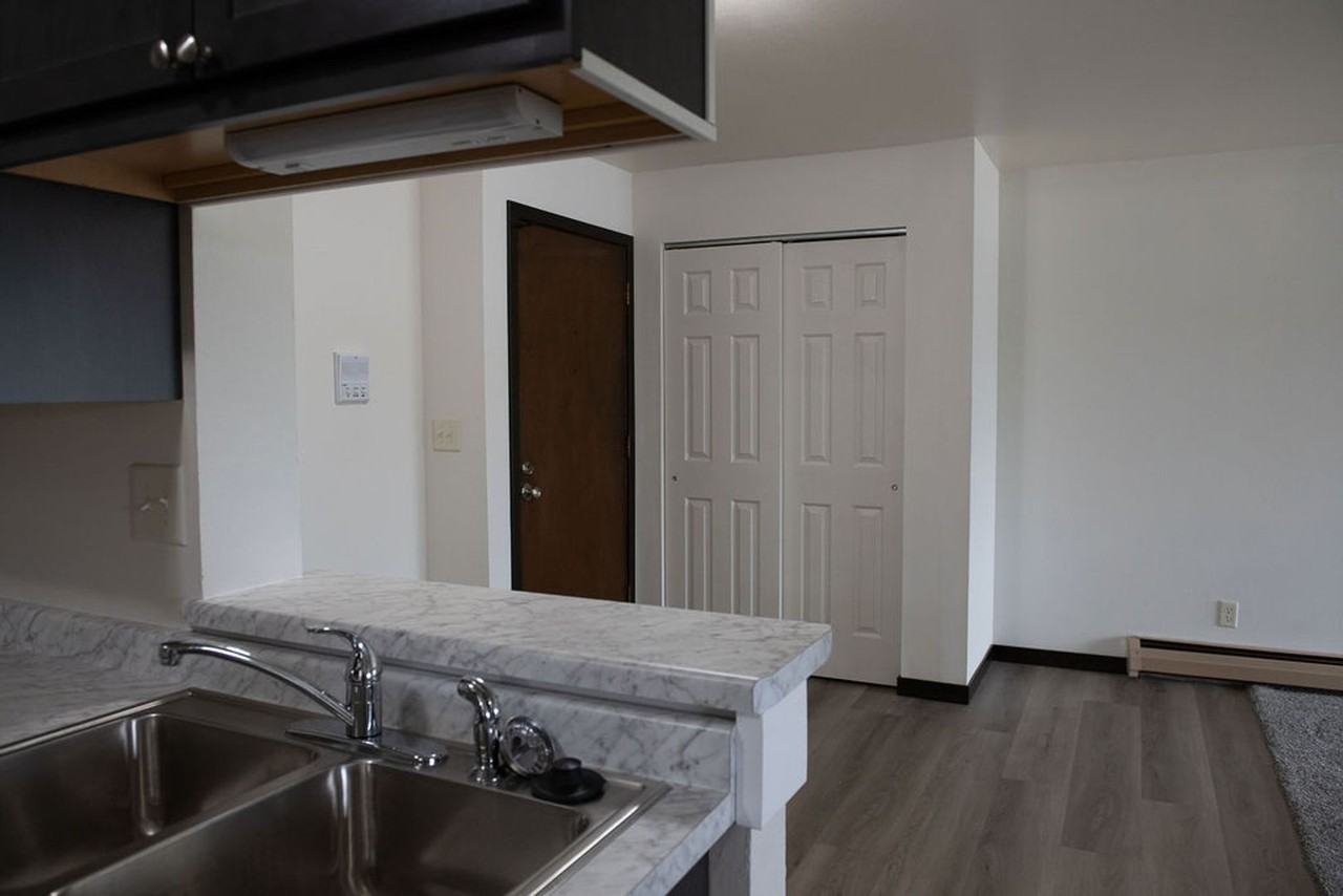 216 - 108th St. - Photo 3 of 11