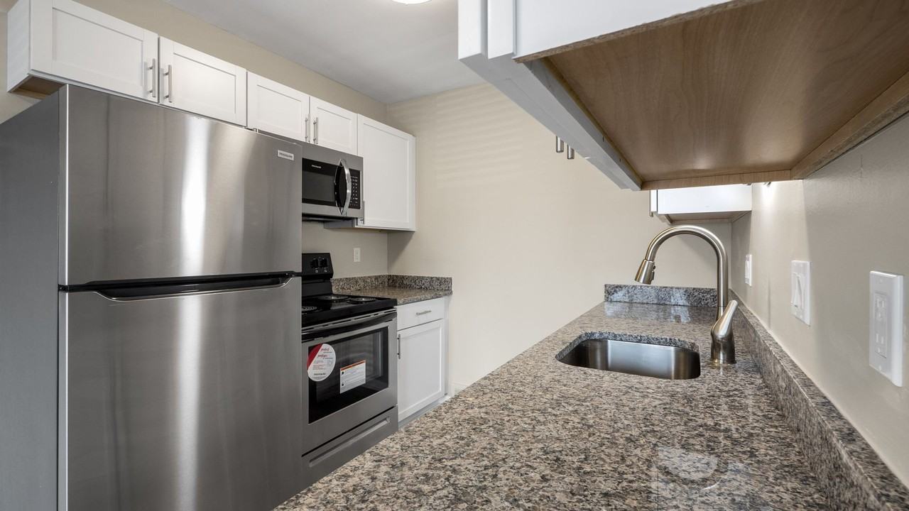 Rosewood Apartments - Photo 3 of 15