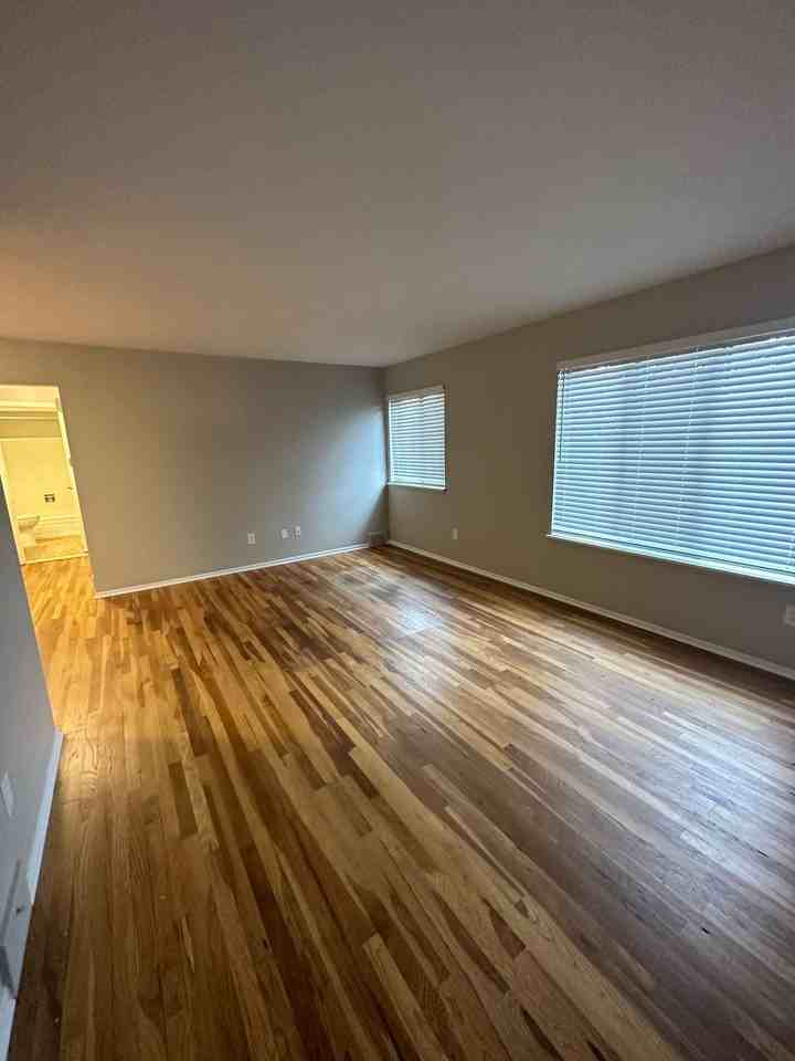 Rosewood Apartments - Photo 6 of 14