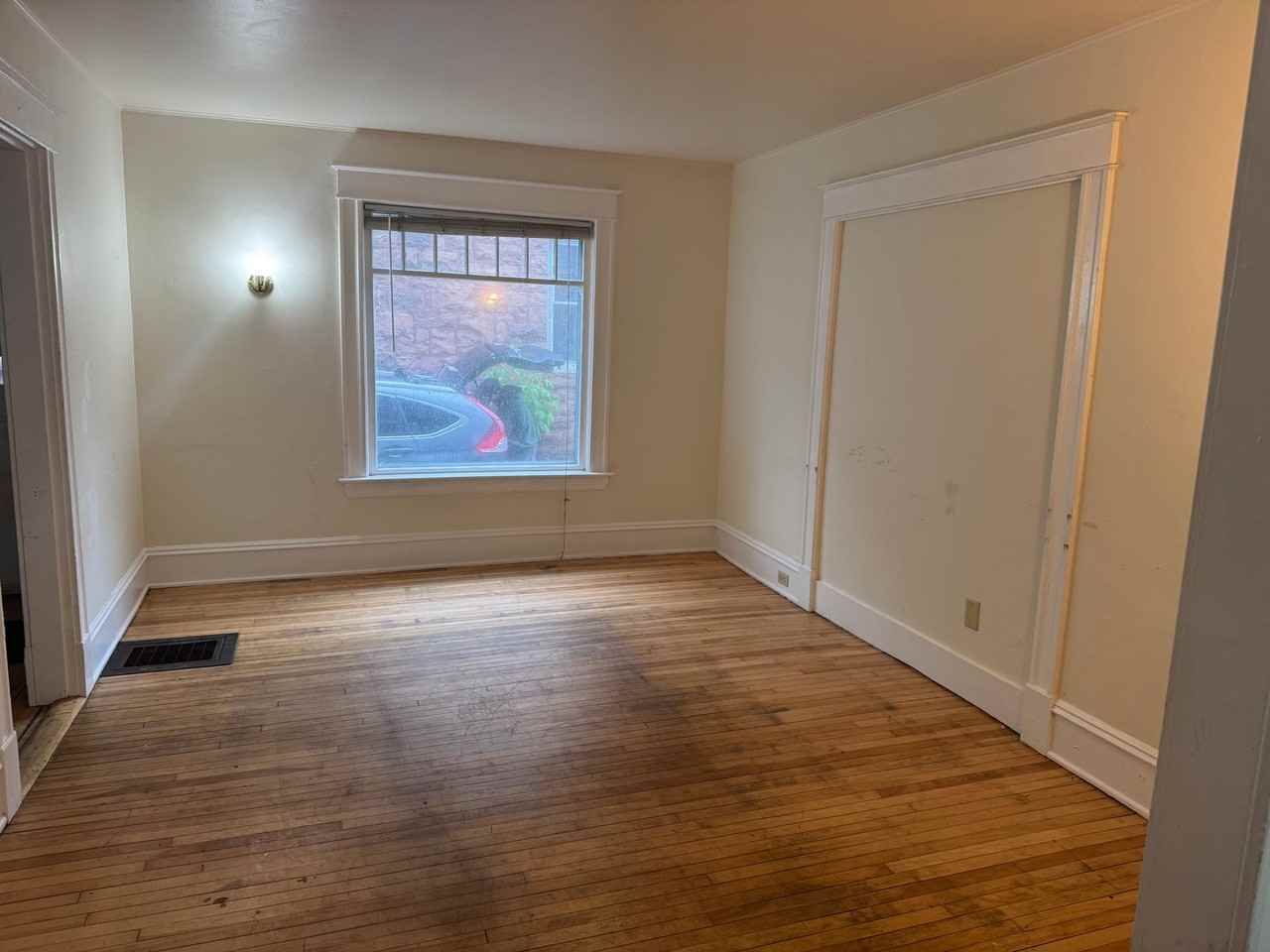 56 Hickok Place - Photo 7 of 27