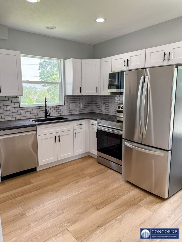 3210 So. 48th St. - Photo 6 of 50