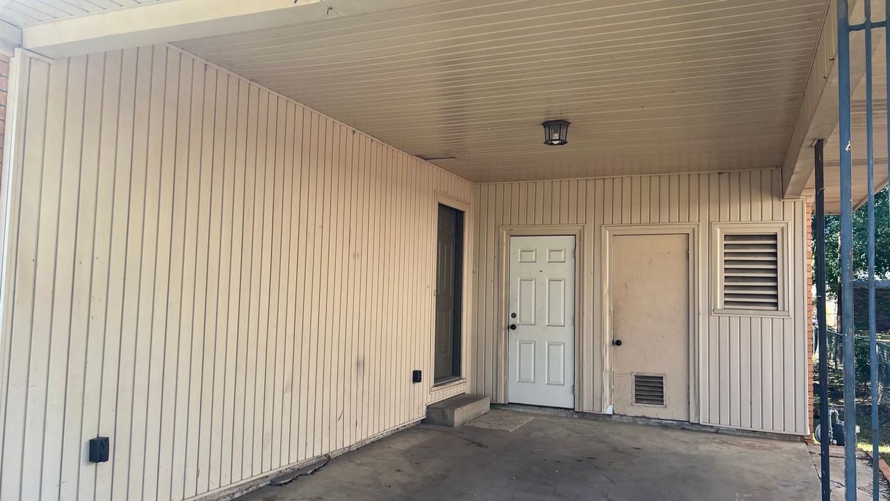 1506 S Detroit Ave - Photo 3 of 13