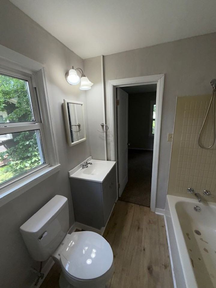 1417 Taylor Avenue - Photo 6 of 8