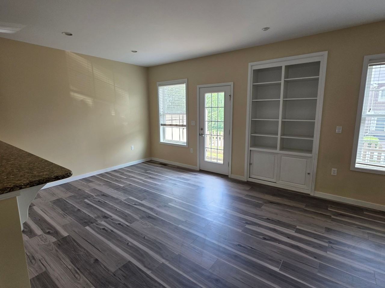 269 Wiltree Ct - Photo 4 of 23