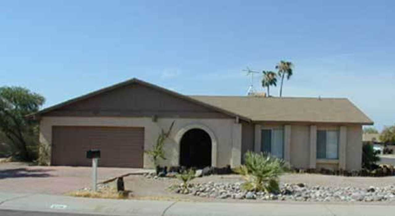 628 W Fogal Way - Photo 2 of 19