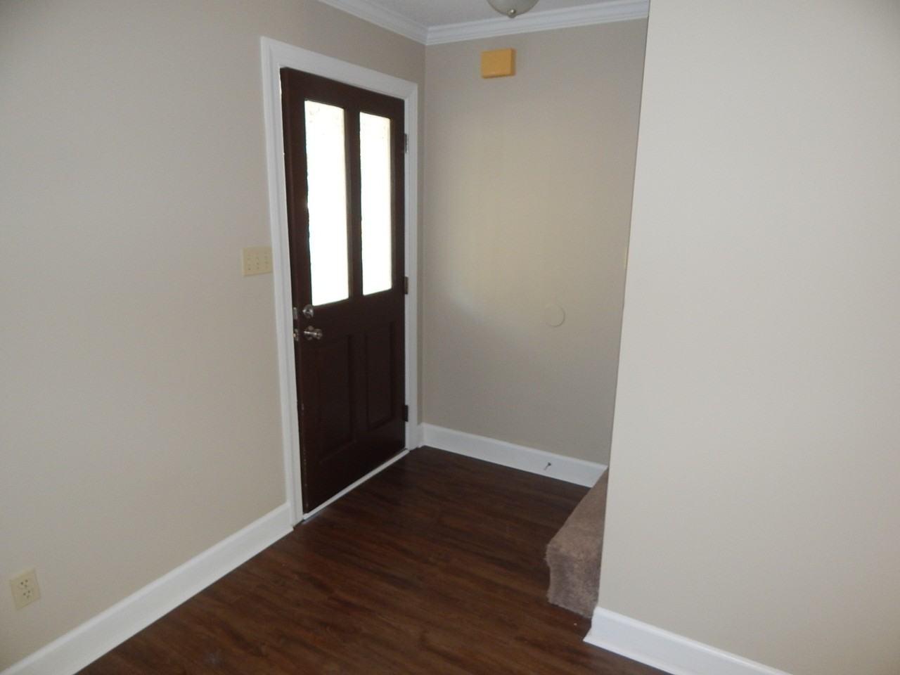 2846 Willow Wood Cir - Photo 3 of 23