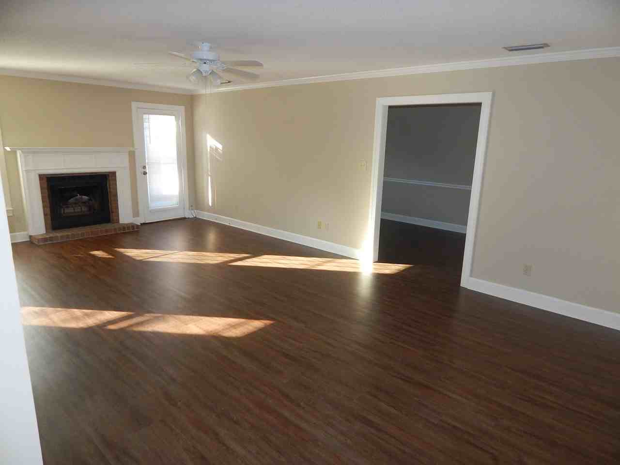 2846 Willow Wood Cir - Photo 4 of 23