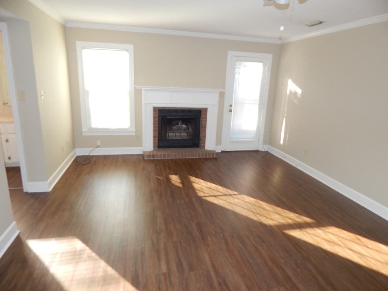 2846 Willow Wood Cir - Photo 5 of 23