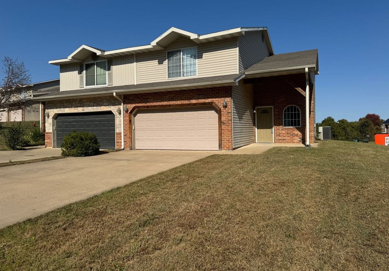 150 Hickory Ridge Dr - Photo 2 of 35