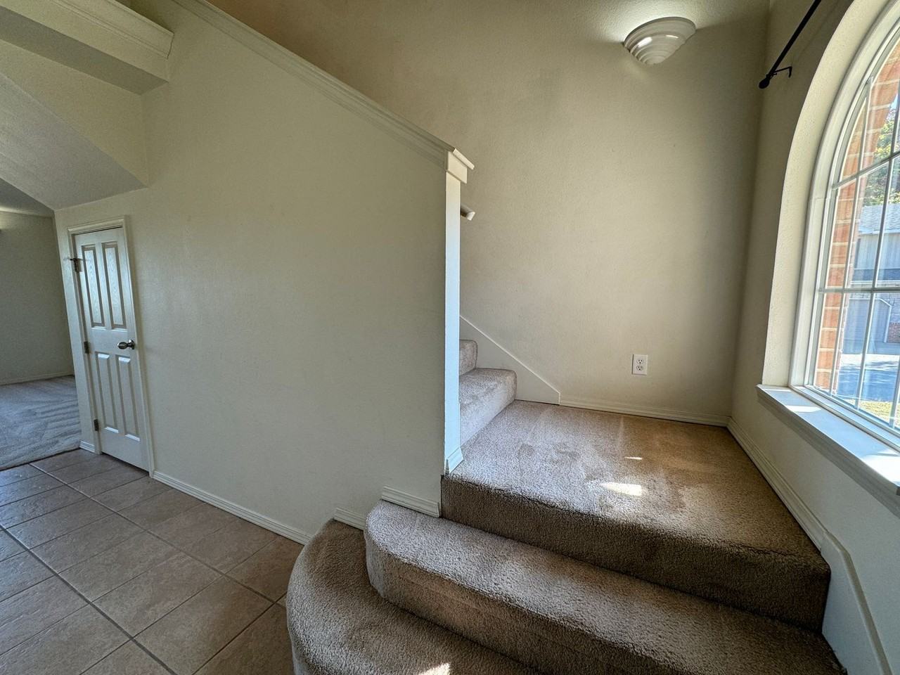 150 Hickory Ridge Dr - Photo 4 of 35