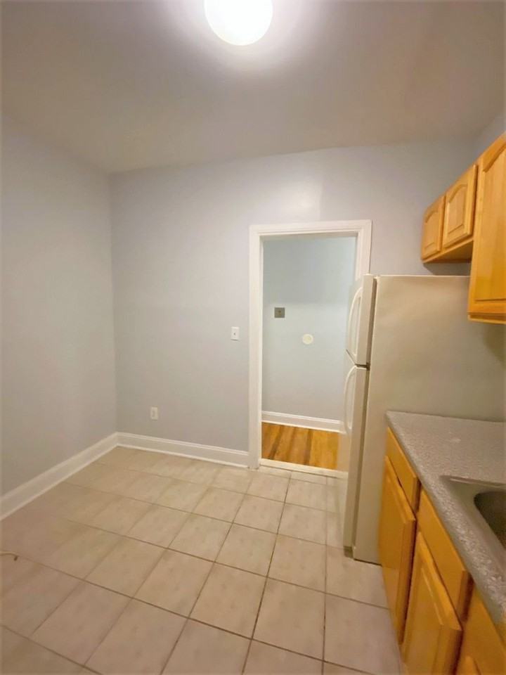 4530-Park Ave Skyline Apartments, LLC - Photo 4 of 22