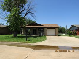 featured image of 1329 Se Clover Ln