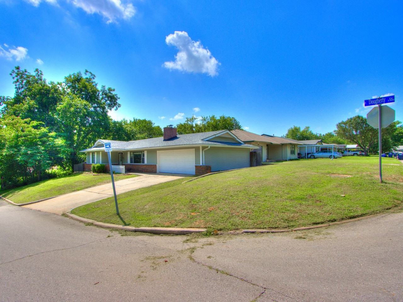 1811 N Rickey Rd - Photo 5 of 36