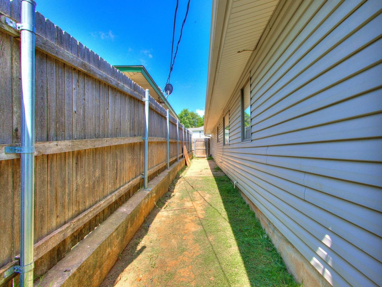 1811 N Rickey Rd - Photo 7 of 36