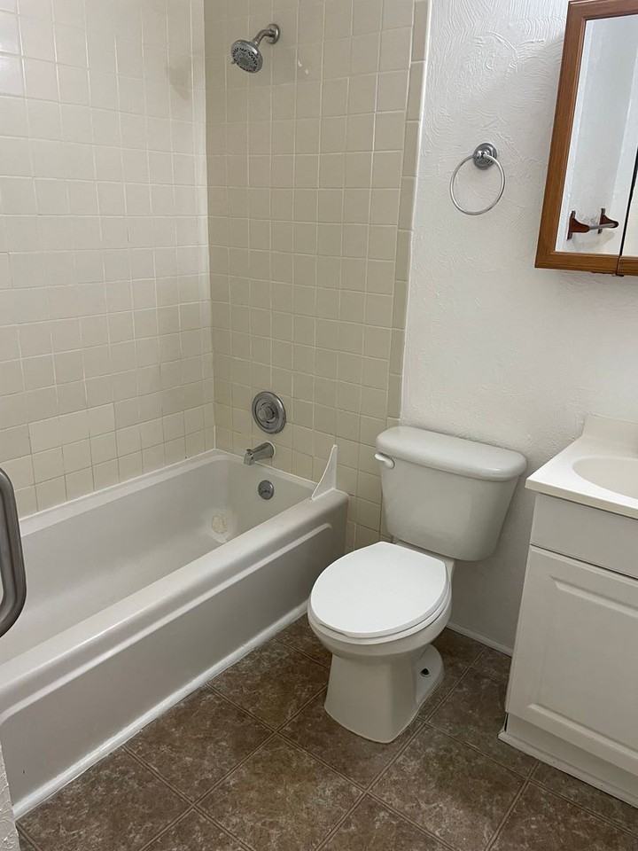1420 Verdun St - Photo 5 of 8