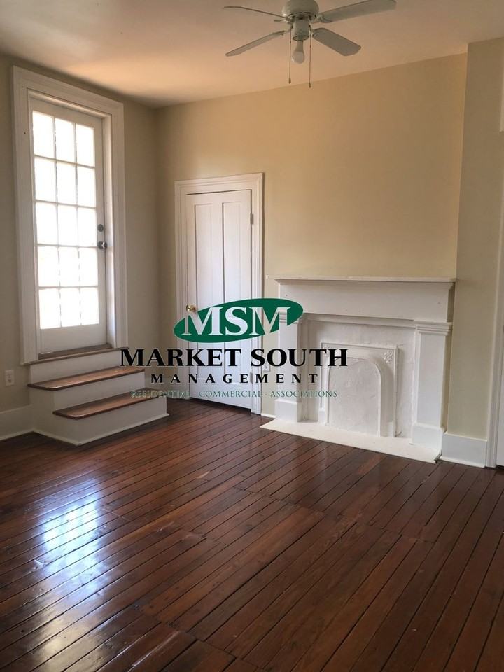 121 W Duffy St - Photo 4 of 14