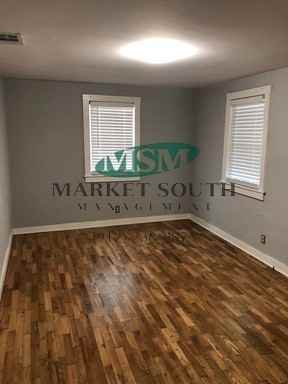 520 E Bolton St - Photo 6 of 14
