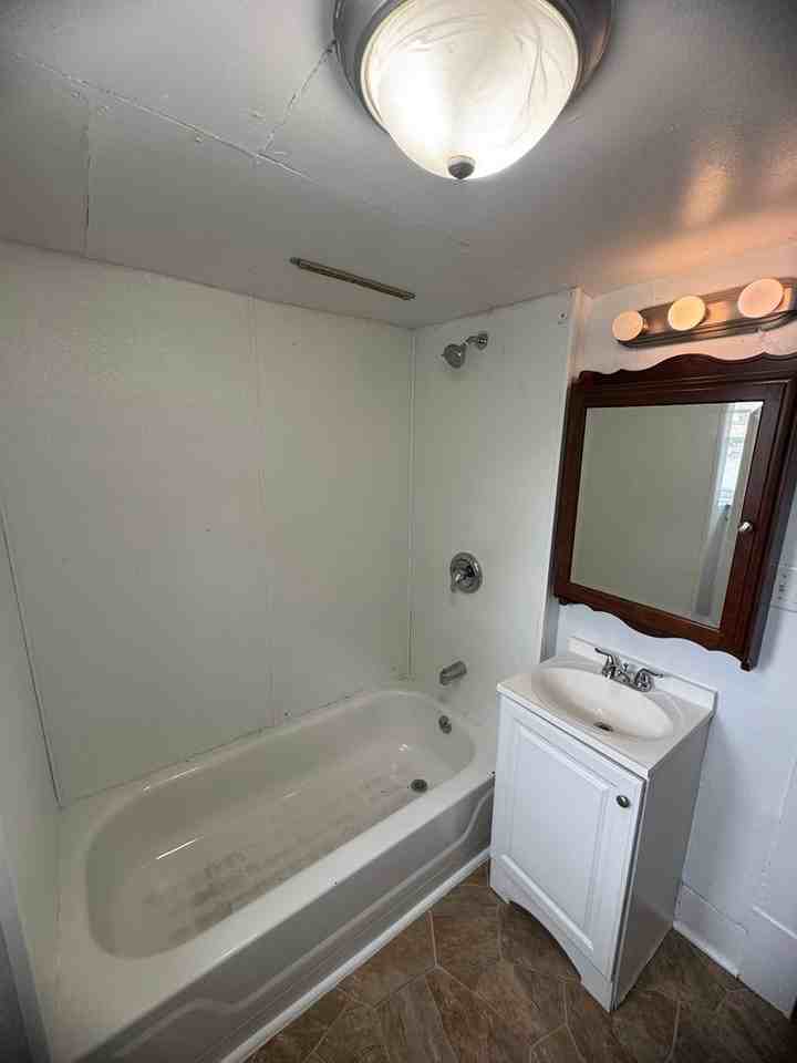 3902 4th Ave - Photo 4 of 14