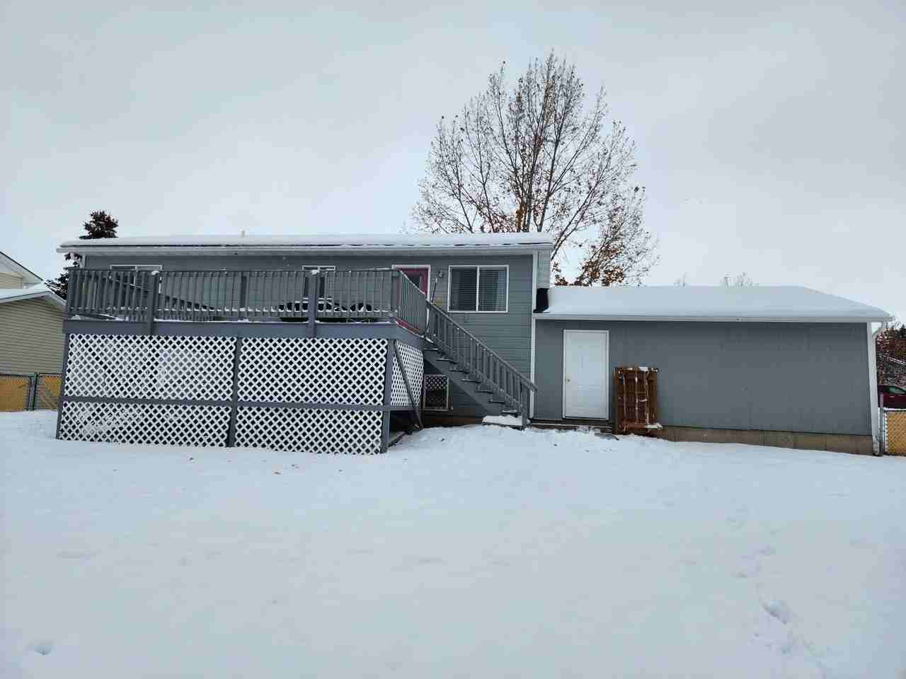 402 20th Ave W - Photo 3 of 38