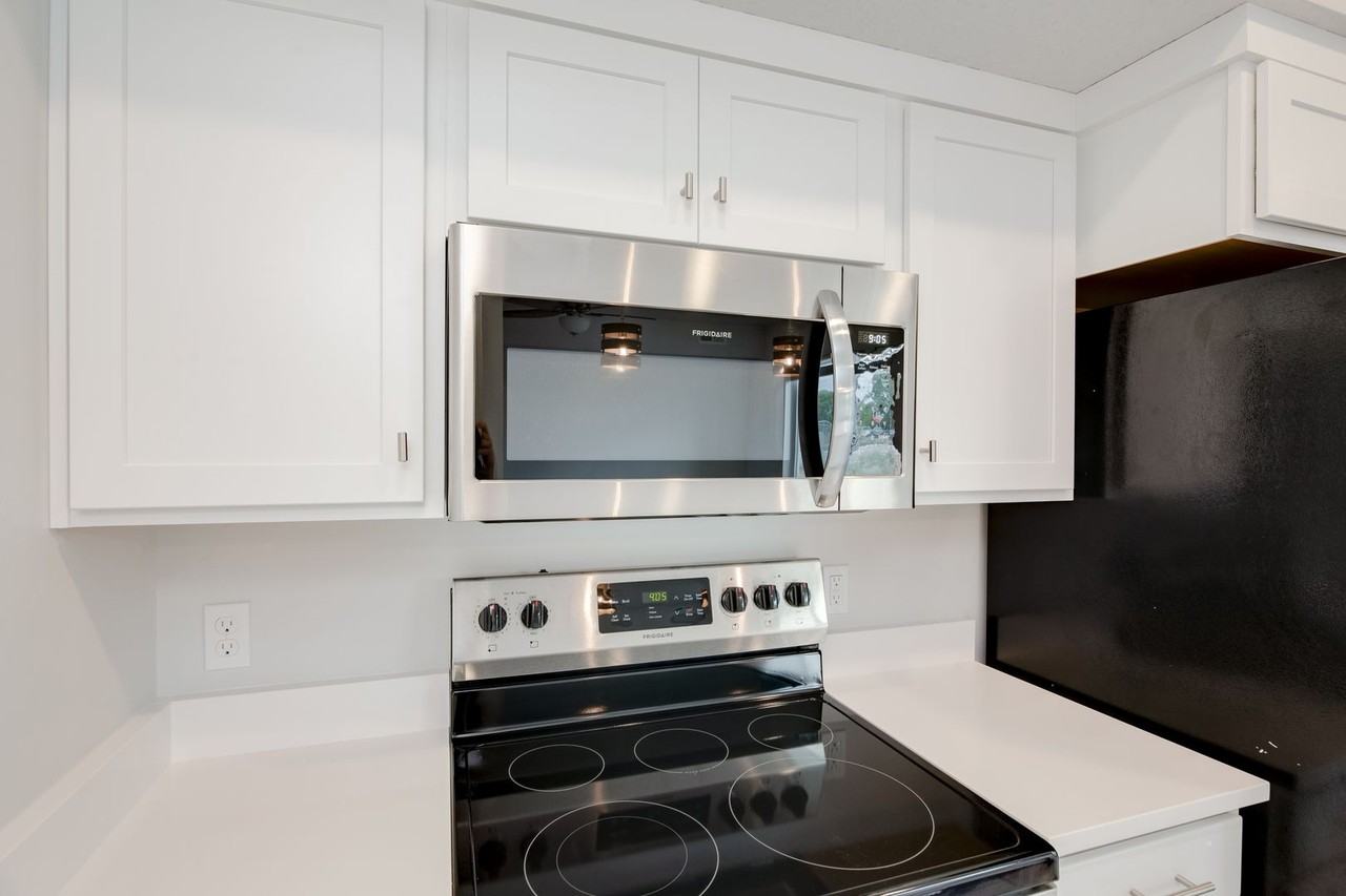 923 Rigby Ln #102 - Photo 4 of 24