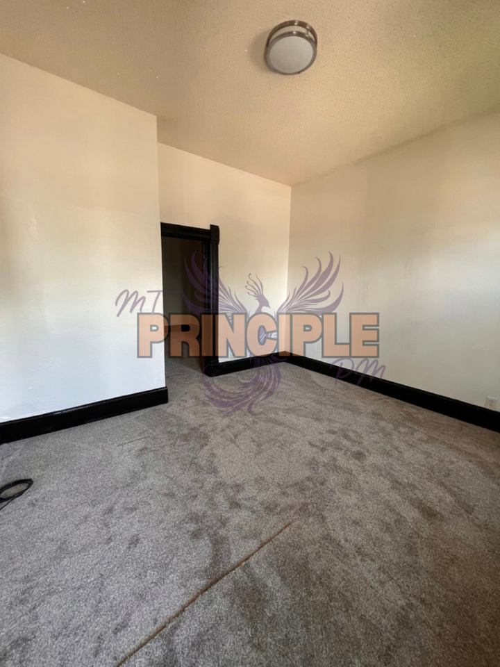 517 W Granite St - Photo 3 of 25