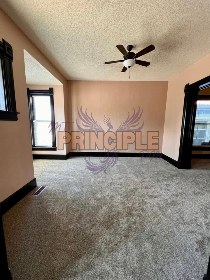 517 W Granite St - Photo 5 of 25