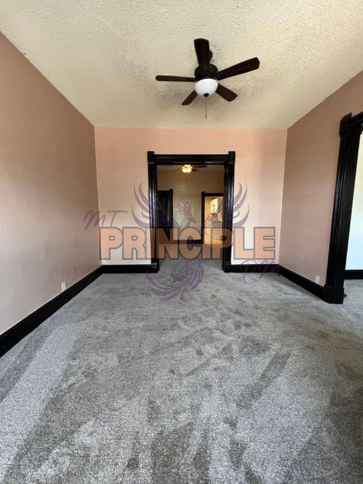 517 W Granite St - Photo 7 of 25
