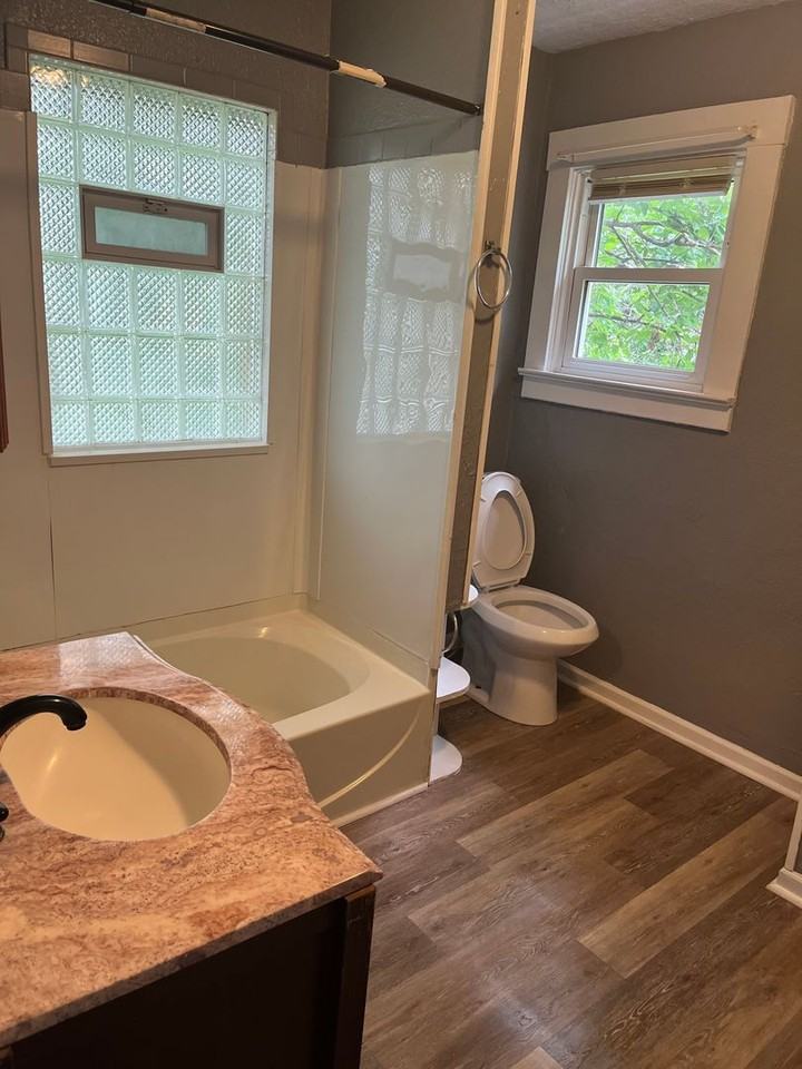 7818 New York Ave - Photo 2 of 6