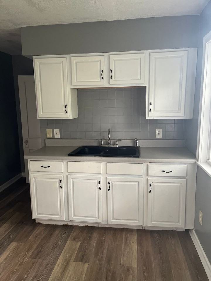 7818 New York Ave - Photo 3 of 6