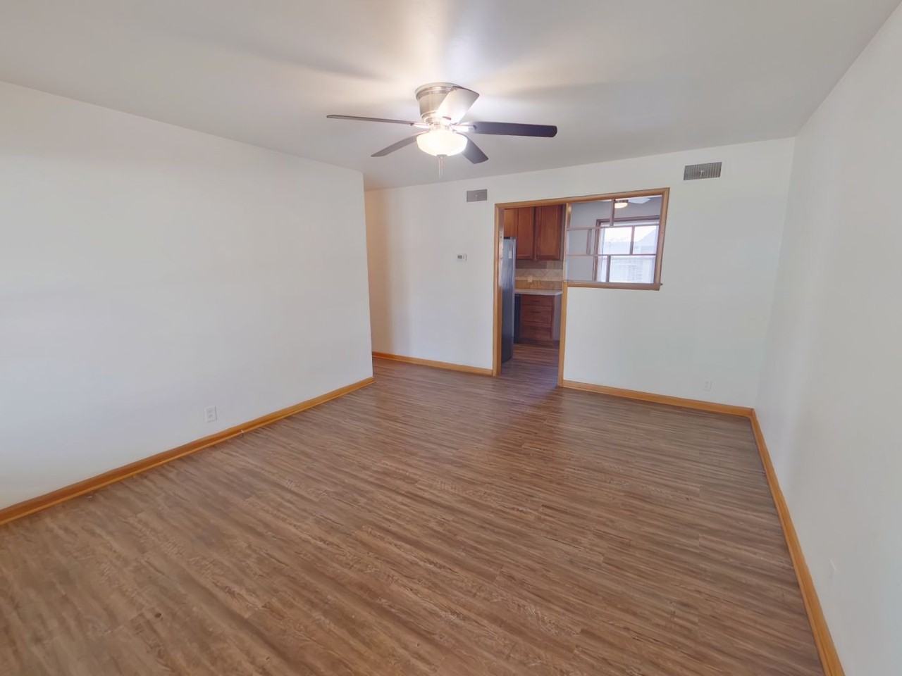 3541 S Southwood Ct - Photo 4 of 15