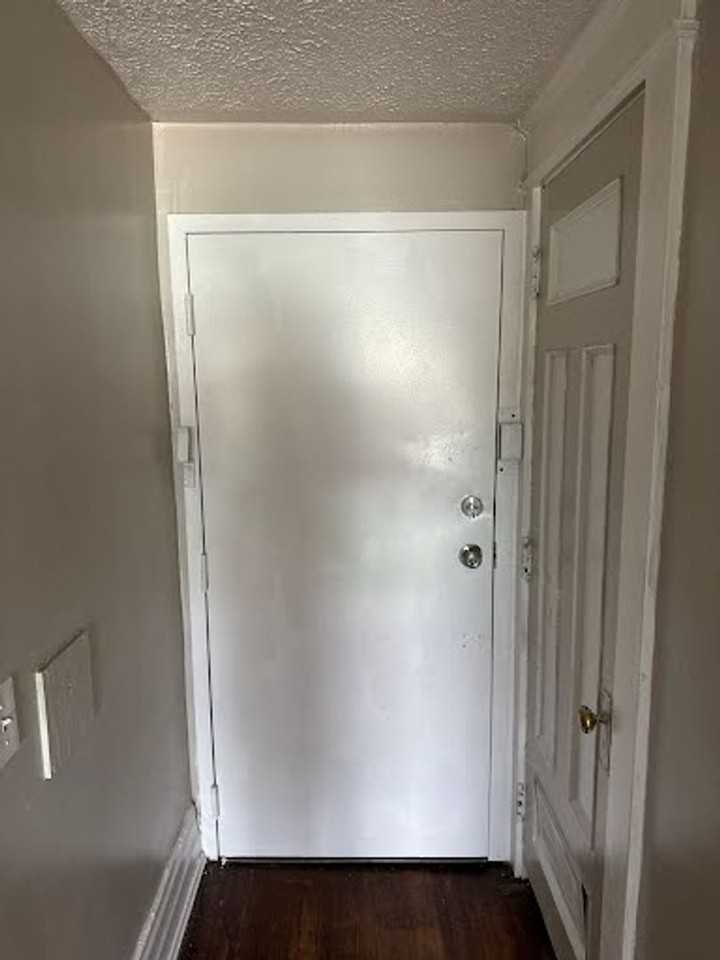 499 Dewey Ave #6 - Photo 2 of 11